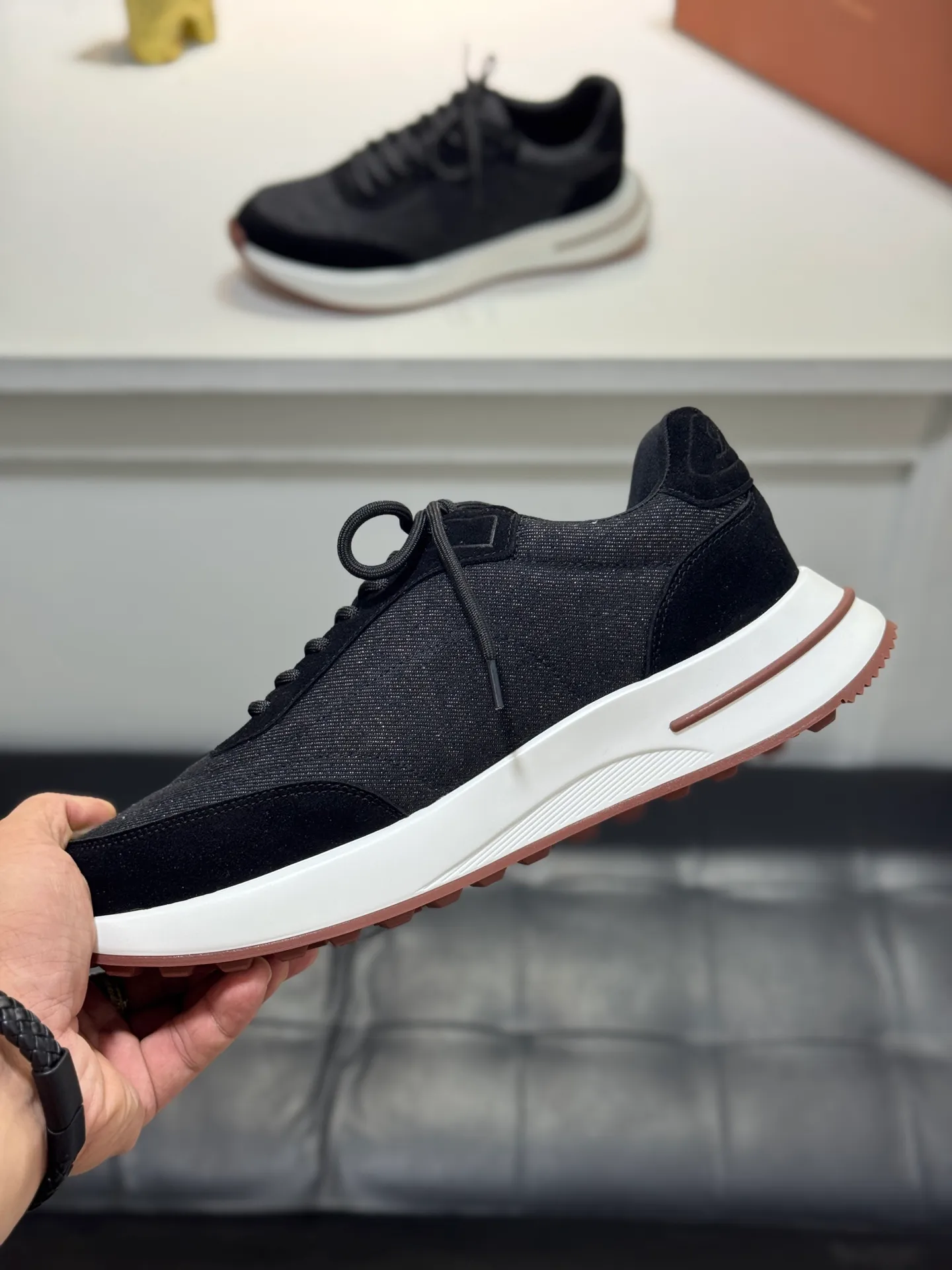 Men's men's shoes 💰440 [New style] 🪳🪳loro piana/LP material: The upper is made of umbrella cloth for routing. Anti-velvet fabric is wrapped on the front and back to ensure stability. The rear is equipped with a cushion to improve wearing comfort. Breathable mesh shoes. Stretch cloth lining𥚃. Latex mesh insole. TPU outsole. Code number: 38-44 (45 customized